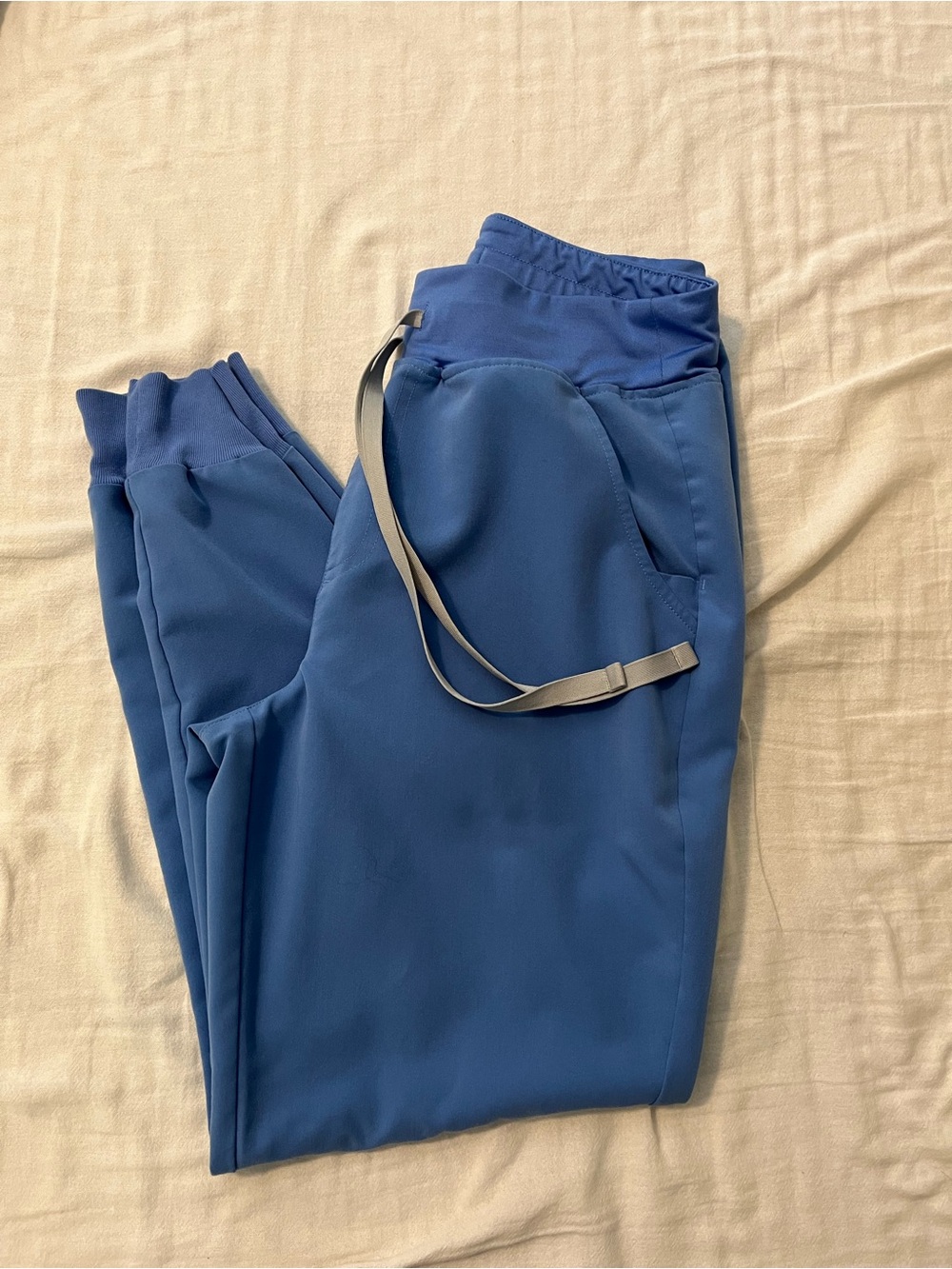 FIGS High Waisted Petite Zamora Jogger Scrub Pants